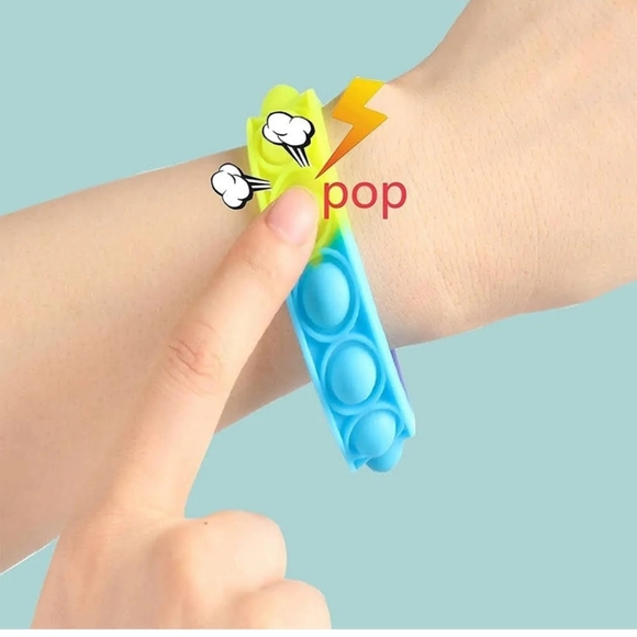 Popit Bracelets & Keychains - 4 Pack! - Picture 3 of 5